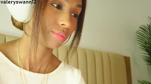 Valery swan1 online show from 04/13/26, 12:43