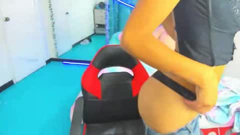 valery online show from 04/15/26, 02:29