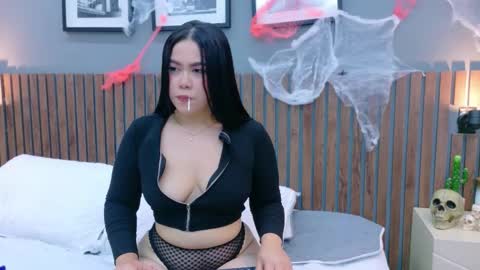 Valerya Collem online show from 10/17/25, 10:12