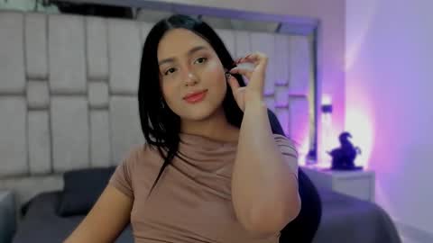 valerycooper23 online show from 02/03/26, 08:14