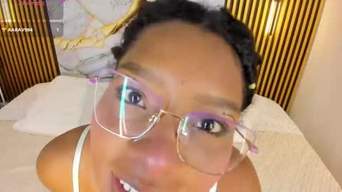 Snapshot of valerycortezm chatting on 09/20/25, 12:06 Valery online show from 09/20/25, 12:06
