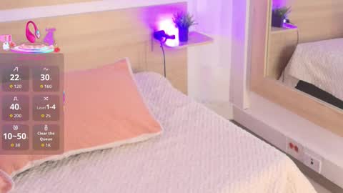 Snapshot of valerycortezm chatting on 10/12/25, 01:32 Valery online show from 10/12/25, 01:32