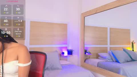 Snapshot of valerycortezm chatting on 11/07/25, 12:16 Valery online show from 11/07/25, 12:16