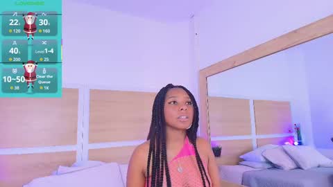 Snapshot of valerycortezm chatting on 11/22/25, 01:54 Valery online show from 11/22/25, 01:54