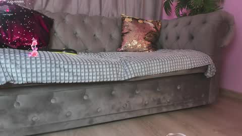 Snapshot of valerymur chatting on 01/17/25, 08:24 Valery Mur3 online show from 01/17/25, 08:24