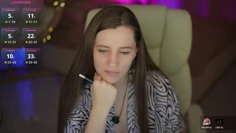 V A L E R Y  M U R online show from 04/16/26, 07:14