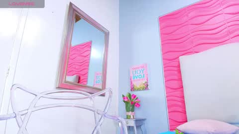 Snapshot of valerynbrown chatting on 02/01/25, 01:55 valery online show from 02/01/25, 01:55