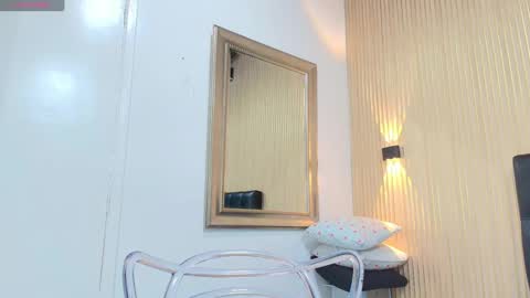 Snapshot of valerynbrown chatting on 09/12/25, 08:31 valery online show from 09/12/25, 08:31