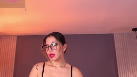 Snapshot of valerynova chatting on 06/27/26, 11:15 Carla online show from 06/27/26, 11:15