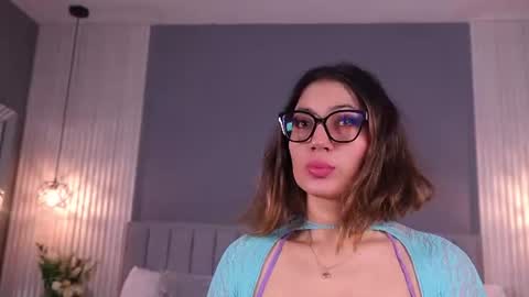 Snapshot of valerynova chatting on 07/17/26, 11:06 Carla online show from 07/17/26, 11:06