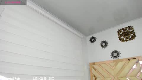 Snapshot of valeryrossee chatting on 01/22/25, 02:48 VALERIA online show from 01/22/25, 02:48