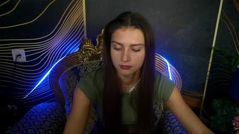 Snapshot of valeryroyale chatting on 12/10/24, 02:39 Valery online show from 12/10/24, 02:39
