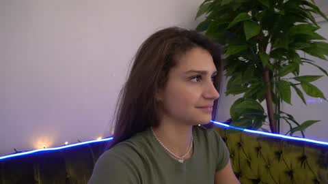 Snapshot of valeryroyale chatting on 01/10/25, 08:07 Valery online show from 01/10/25, 08:07