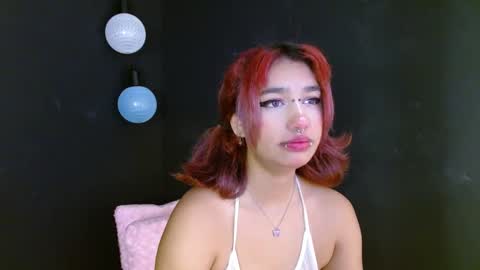 Snapshot of valerysmith18 chatting on 09/26/25, 05:33 zoe online show from 09/26/25, 05:33