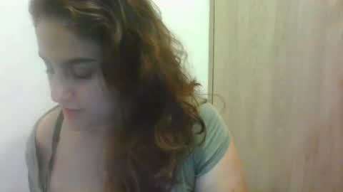 Snapshot of valerysquirtxxx chatting on 11/15/25, 05:31 VALERY SQUIRT online show from 11/15/25, 05:31