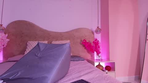 Snapshot of valeska_roberts chatting on 02/26/26, 07:24 Valeska online show from 02/26/26, 07:24