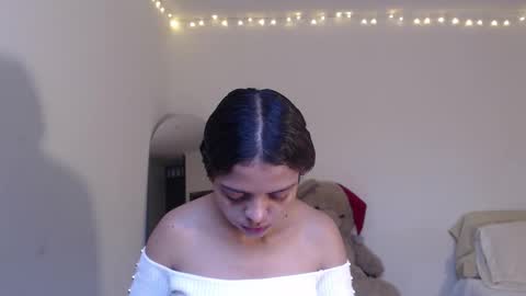 VALIENTE  online show from 03/01/26, 10:01