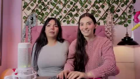 Valkiria and Dione online show from 04/14/26, 01:06