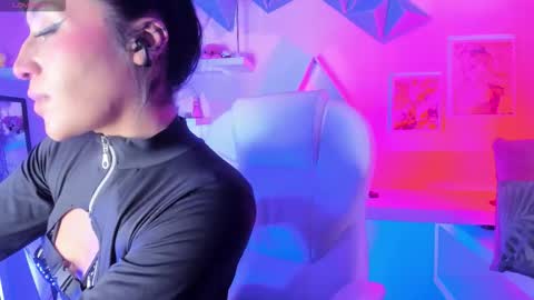 Valkiria online show from 10/23/25, 05:40