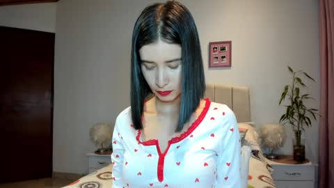 Macarena online show from 12/07/24, 02:09