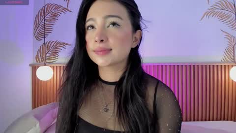 valleriie_ online show from 03/22/26, 04:43