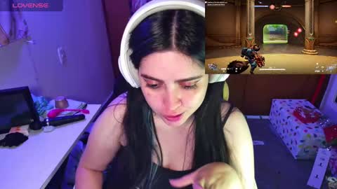 Im Violet online show from 12/23/24, 08:11