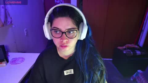 Im Violet online show from 01/08/25, 02:35