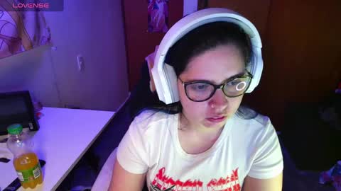 Im Violet online show from 01/14/25, 12:00