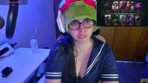 Im Violet online show from 03/09/25, 01:14