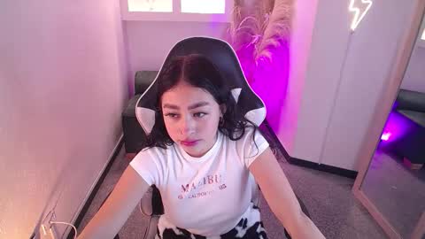 vallolett__ online show from 02/26/26, 07:35