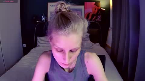Snapshot of valorant_baby chatting on 06/20/26, 06:11 originally accaunt on cb - valorant girl nude show - only pvt. online show from 06/20/26, 06:11