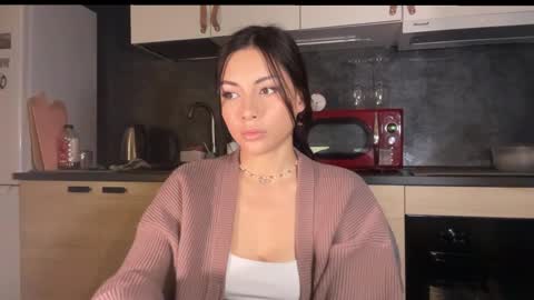 Little Devil online show from 12/28/24, 03:37