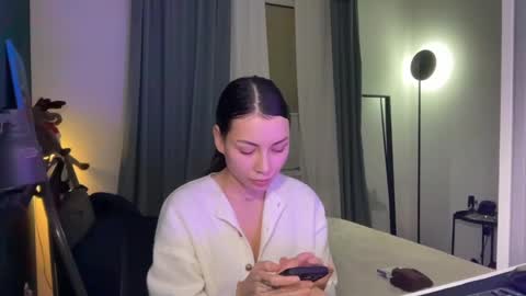 Little Devil online show from 02/06/25, 10:00