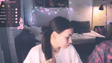 Little Devil online show from 02/09/25, 09:28