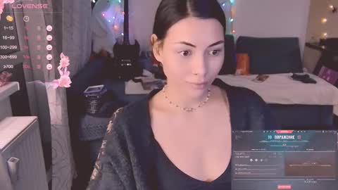 Little Devil online show from 02/27/25, 05:36