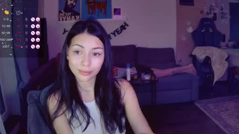 Little Devil online show from 04/16/26, 06:09