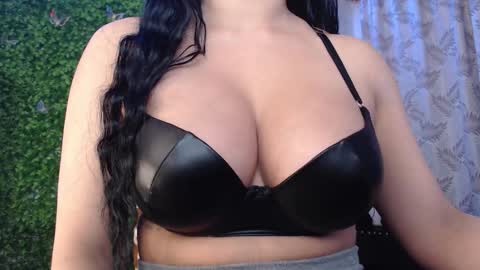 valquiria_sirgun online show from 09/23/25, 09:34