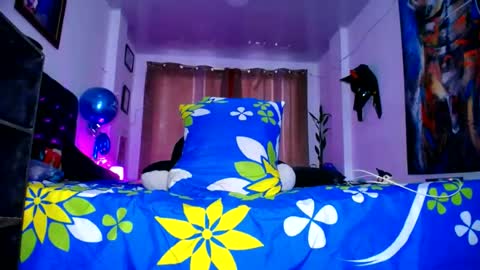Valen santorini online show from 06/27/26, 10:48