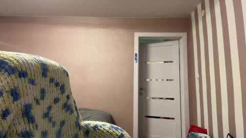 Snapshot of valvet_sky chatting on 06/10/26, 09:03 Lily online show from 06/10/26, 09:03
