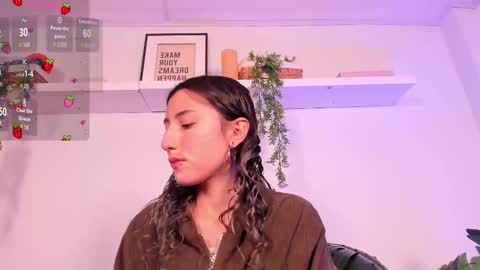 Snapshot of vampgyal chatting on 12/15/25, 11:20 vamp online show from 12/15/25, 11:20