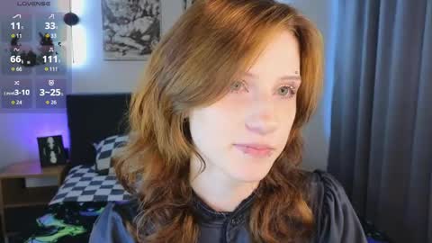Snapshot of vampi_queen chatting on 05/21/26, 04:47 Vampi online show from 05/21/26, 04:47