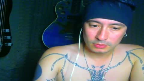 Snapshot of vampireathome chatting on 02/21/25, 05:46 vampireathome online show from 02/21/25, 05:46