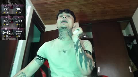 david guzman i model independenthelp me with a thumbs up online show from 12/30/24, 04:53