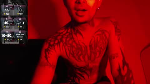 david guzman i model independenthelp me with a thumbs up online show from 02/14/25, 07:49