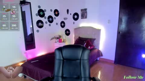 Valeria online show from 04/16/26, 09:39