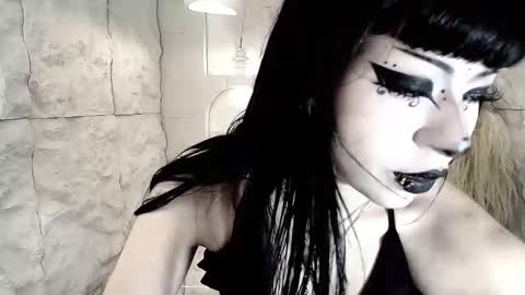 vampkitty_r online show from 02/03/26, 12:54