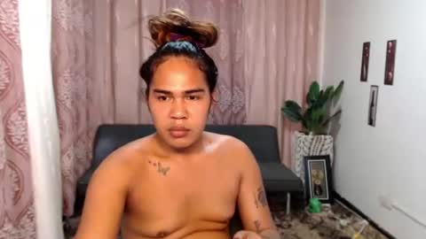 Snapshot of vampy_ebony_laxine chatting on 09/25/25, 12:25 vampy_ebony_laxine online show from 09/25/25, 12:25