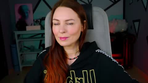 Snapshot of vandarossi chatting on 01/12/25, 08:36 Vanda online show from 01/12/25, 08:36