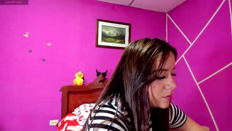 Yoselin  Follow me on my ig yoselinelenab online show from 06/03/26, 12:46