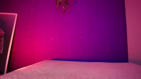 Vanelope online show from 11/20/25, 07:13